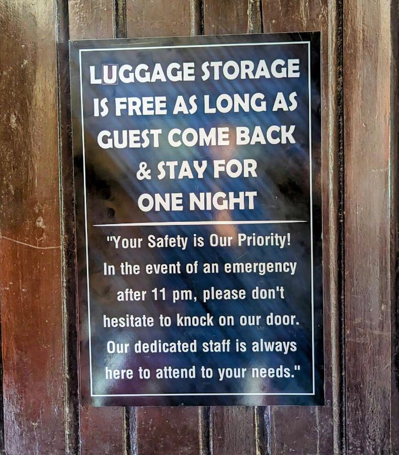 Hotel Forest Lake Backpackers' Hostel Pokhara Exterior foto